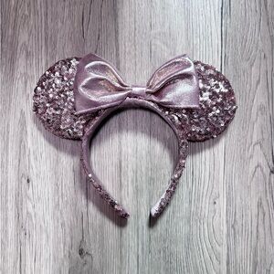 Disney Parks Rose Gold Minnie Ears Headband
